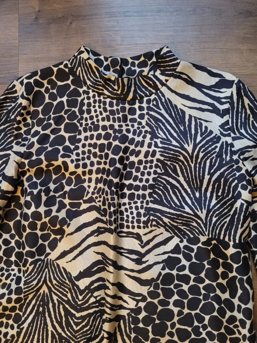 Dolce and Gabbana iconic Y2K silk animal print tunic - Picture 1 of 15